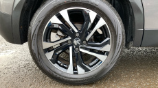 Peugeot 2008 1.2 PureTech Allure Premium 5dr Petrol Estate